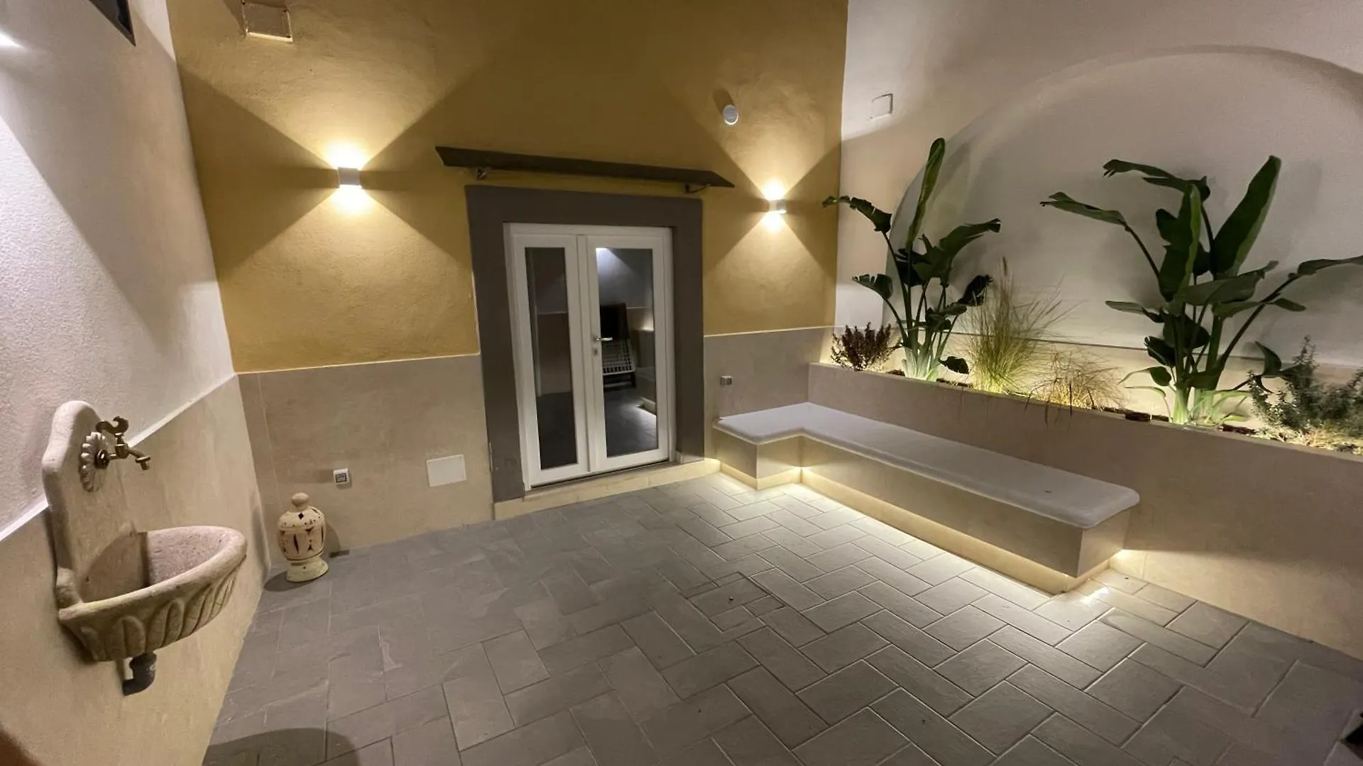 Domus Parthenope Comfort Napoli İtalya