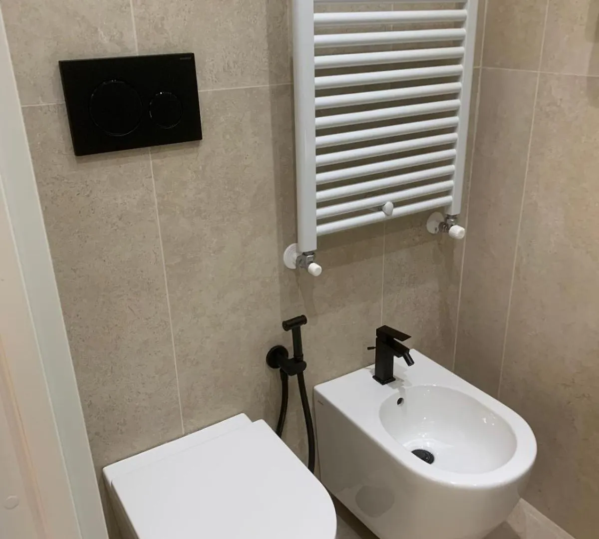 Domus Parthenope Comfort Naples Apartment